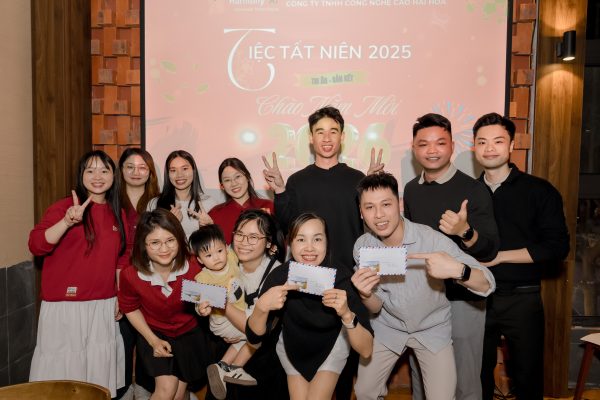 Tiệc tất niên 2025