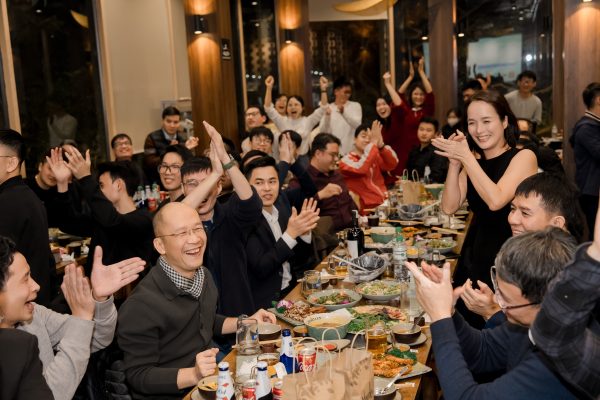 Tiệc tất niên 2025